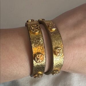 Tory Burch double wrap leather gold Bracelet